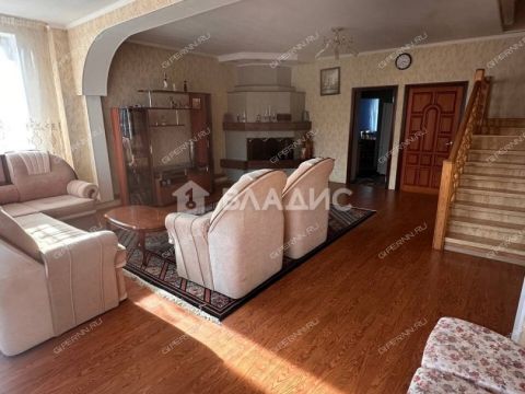 dom-selo-ostankino-gorodskoy-okrug-bor фото