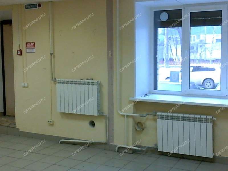 помещение под офис, торговую площадь на улице Юлиуса Фучика