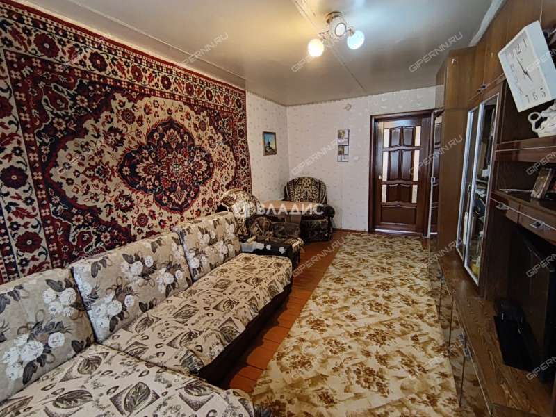 трёхкомнатная квартира на улице им. Мичурина дом 39В рабочий посёлок Красные Баки